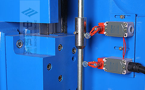 ZDPK-16032工程開(kāi)關(guān),長(zhǎng)效行程控制.jpg ZDPK-16032工程開(kāi)關(guān),長(zhǎng)效行程控制.jpg